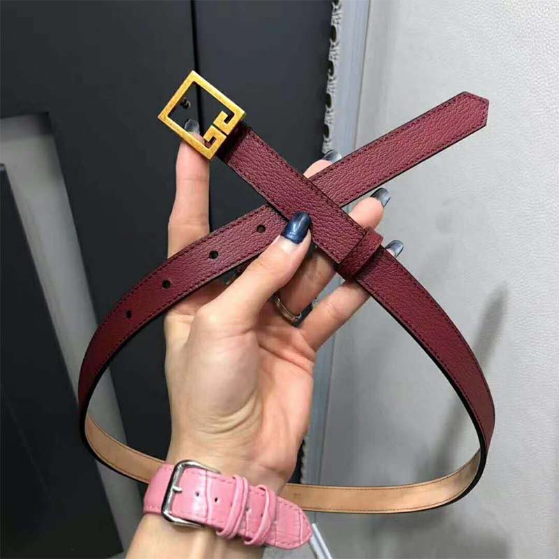 Close-up on silver-tone double G buckle of Givenchy Women Double G Belt