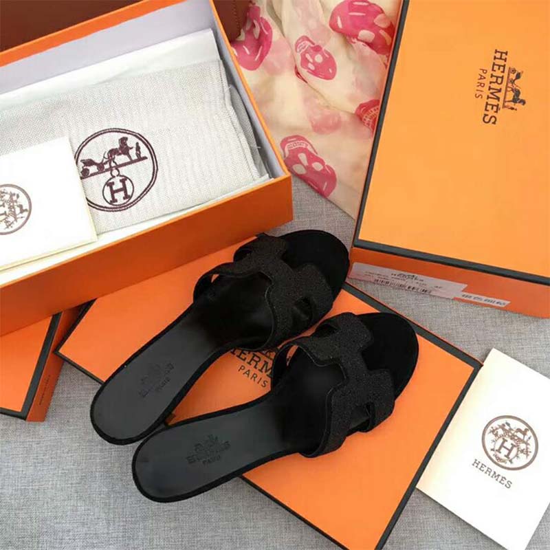 Top angle of Hermes Women Shoes Oasis sandal 50mm Heel-Black with buckle