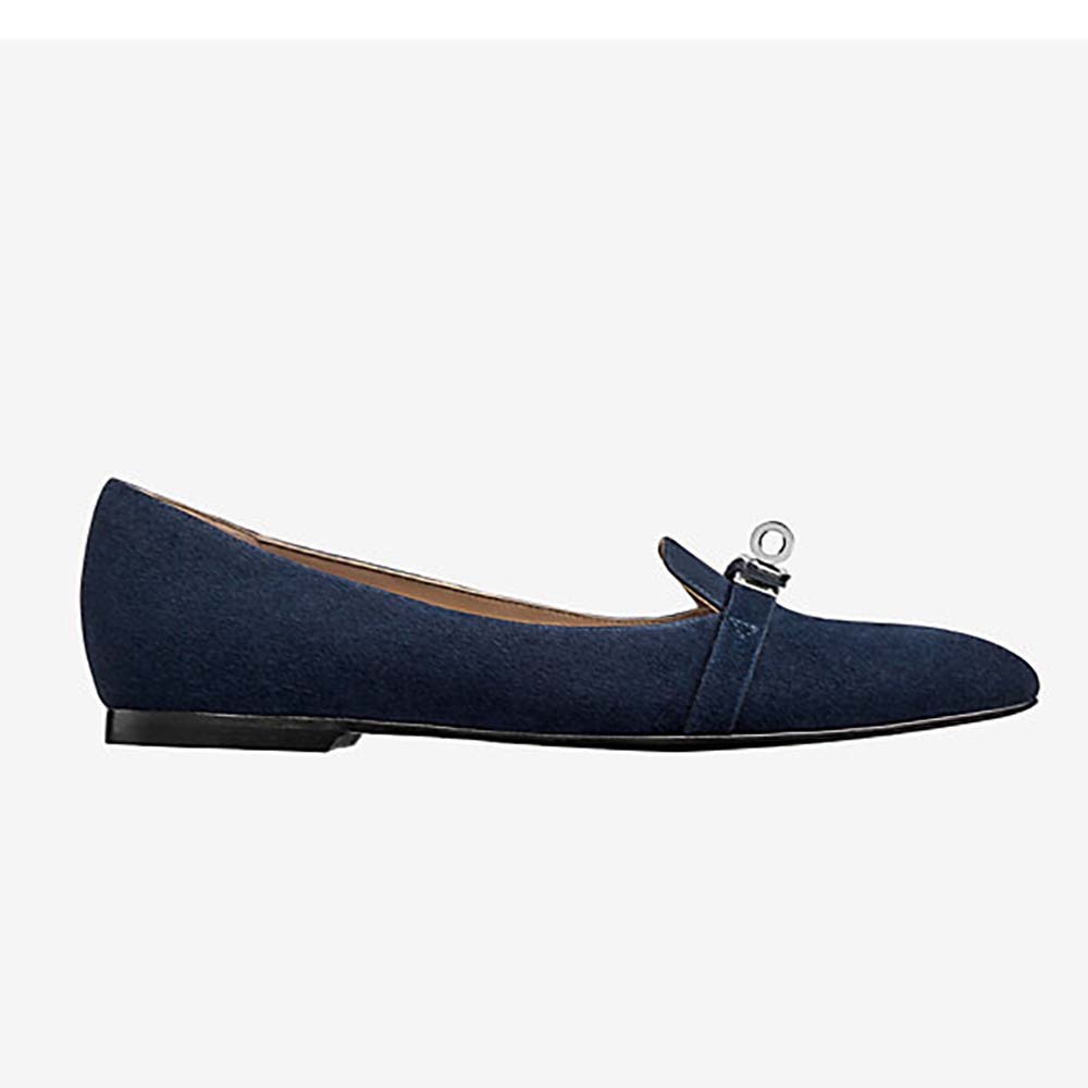 Front angle of Hermes Women Shoes Pegase Ballerina-Navy in smooth leather