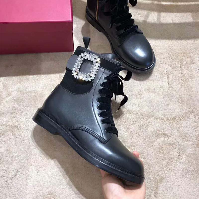 Overhead shot showcasing leather texture and silhouette of Viv’ Rangers ankle boots