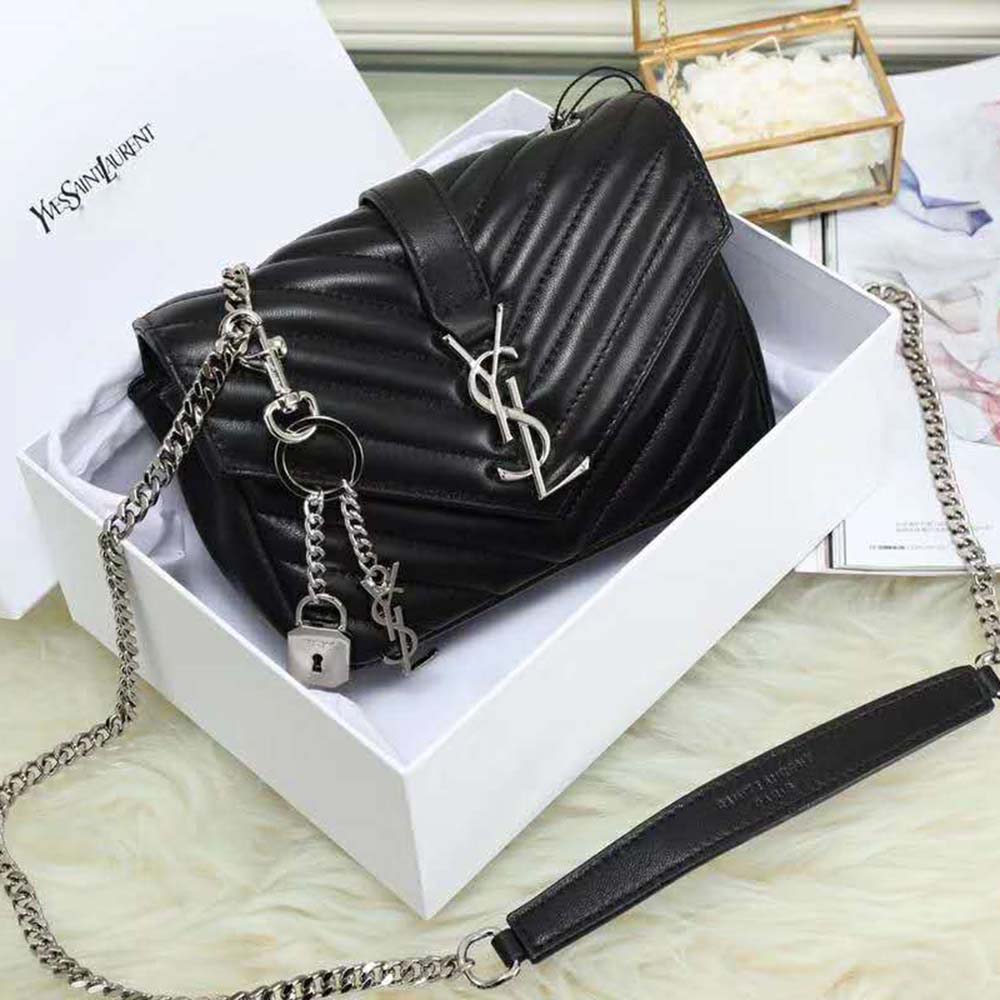 Close-up of gold YSL logo on Saint Laurent YSL Women College Medium bag
