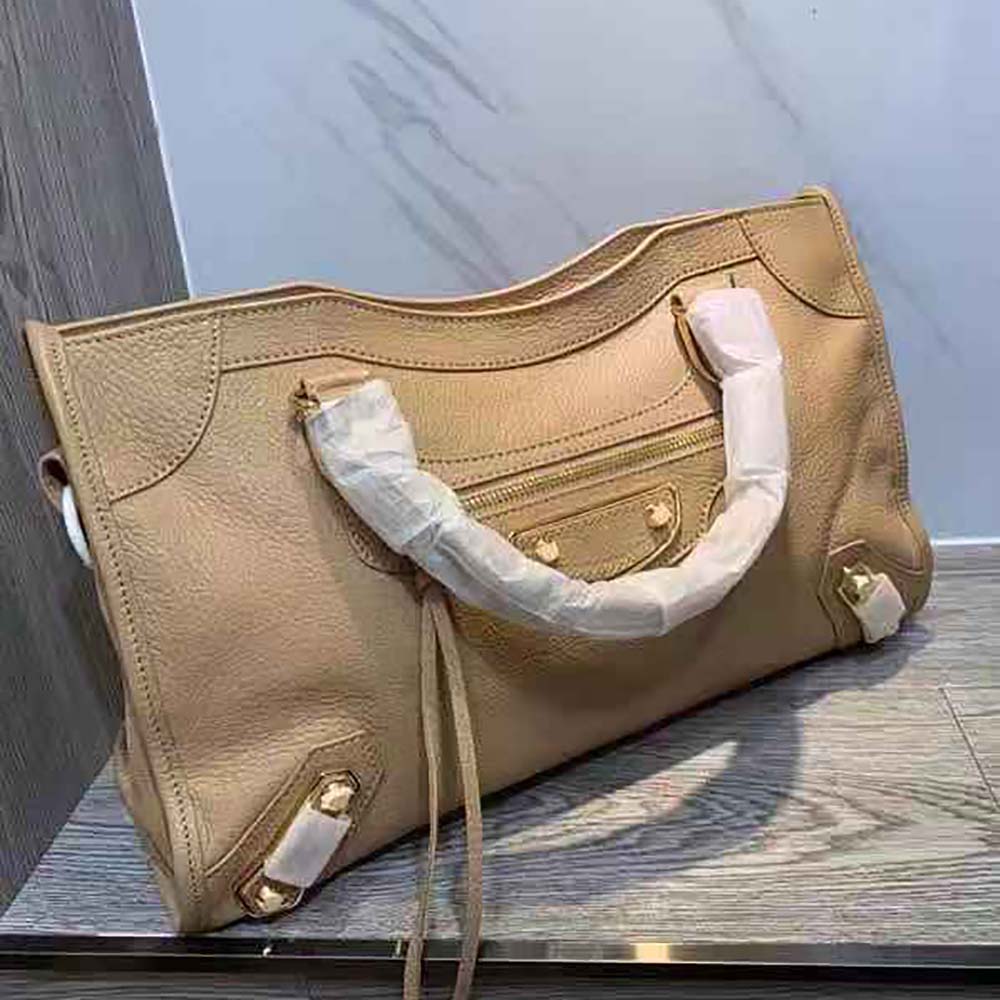 Side angle showing silhouette of Balenciaga Women Classic Metallic Edge City S Goatskin Hand Carry Bag