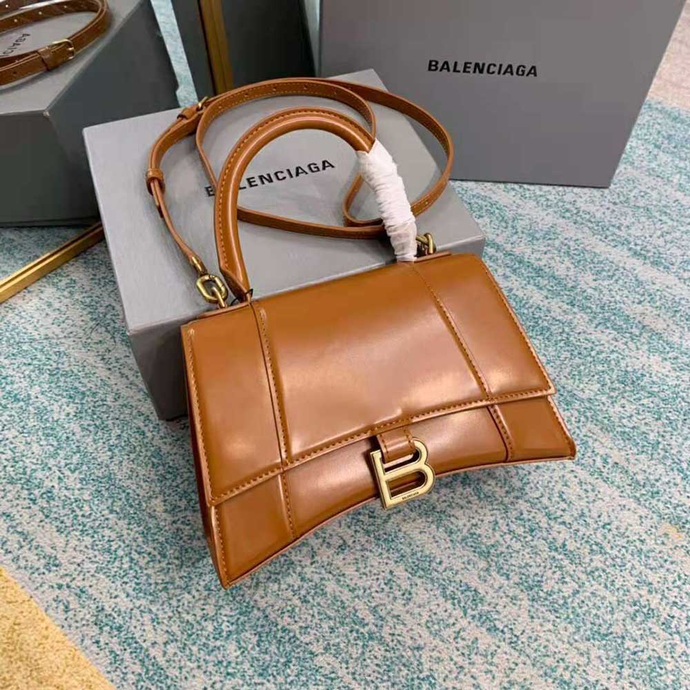Close-up of gold-tone hardware on Balenciaga Women Hourglass Small Top Handle Bag