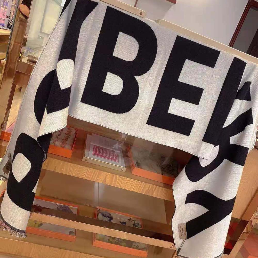 Burberry Women Logo Wool Jacquard Scarf-Black - image 6