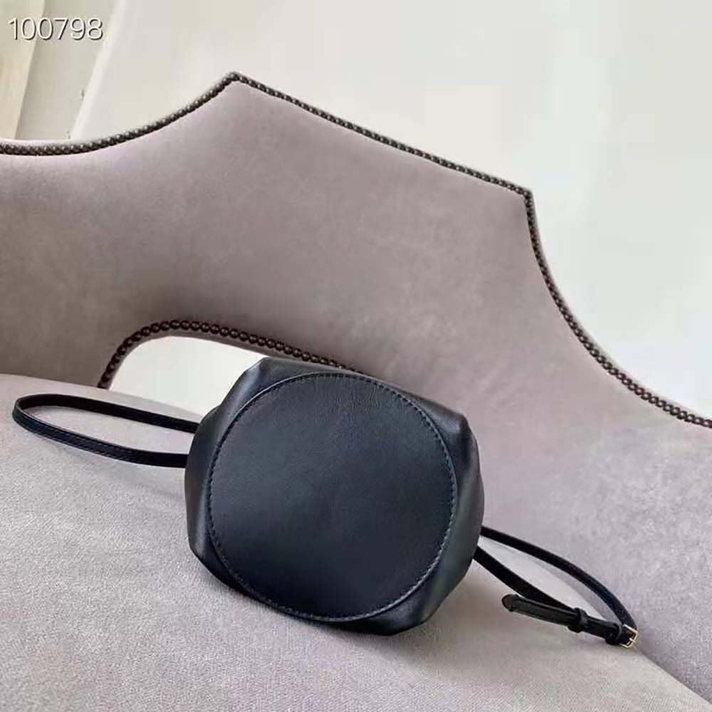 Burberry Women Monogram Motif Leather Bucket Bag-Black - image 8
