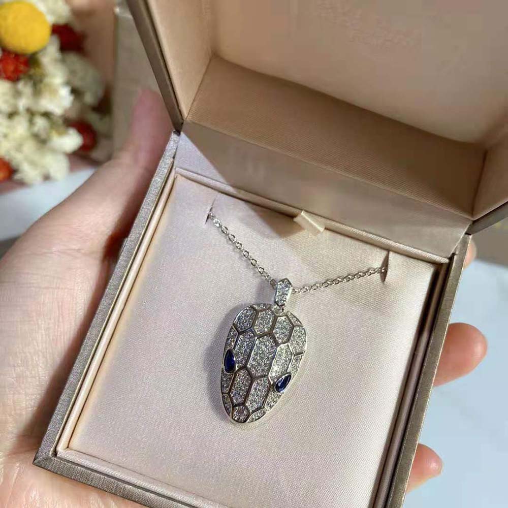 Bvlgari Women Serpenti Necklace in 18 KT White Gold - image 6