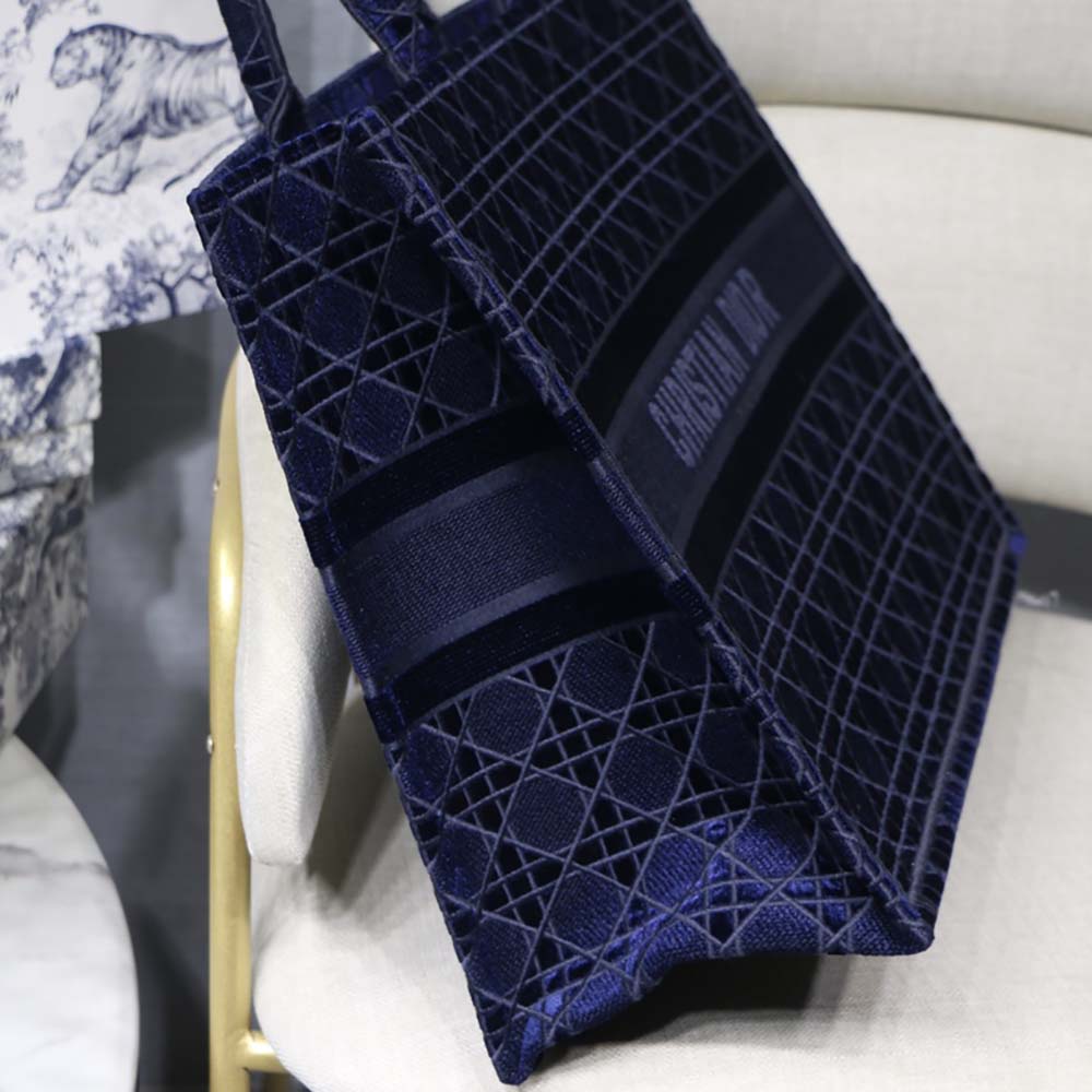Dior Book Tote Blue Cannage Embroidered Velvet - image 5