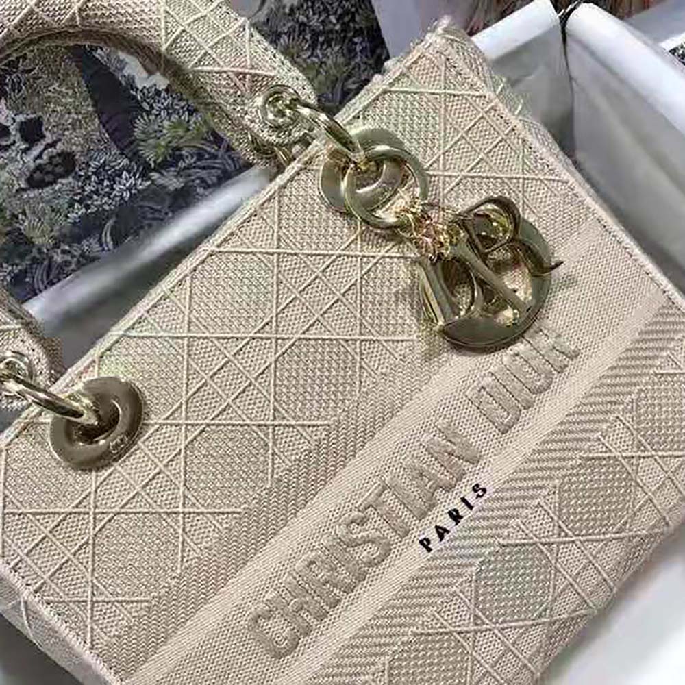 Dior Medium Lady D-Lite Bag Cannage Embroidery-Sandy - image 10