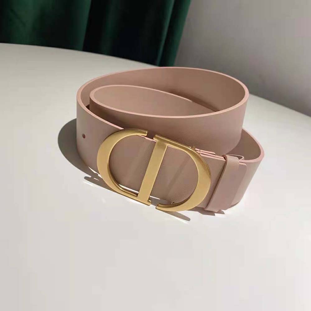 Side angle showing slim silhouette of Dior Women 30 Montaigne Belt Pale Pink