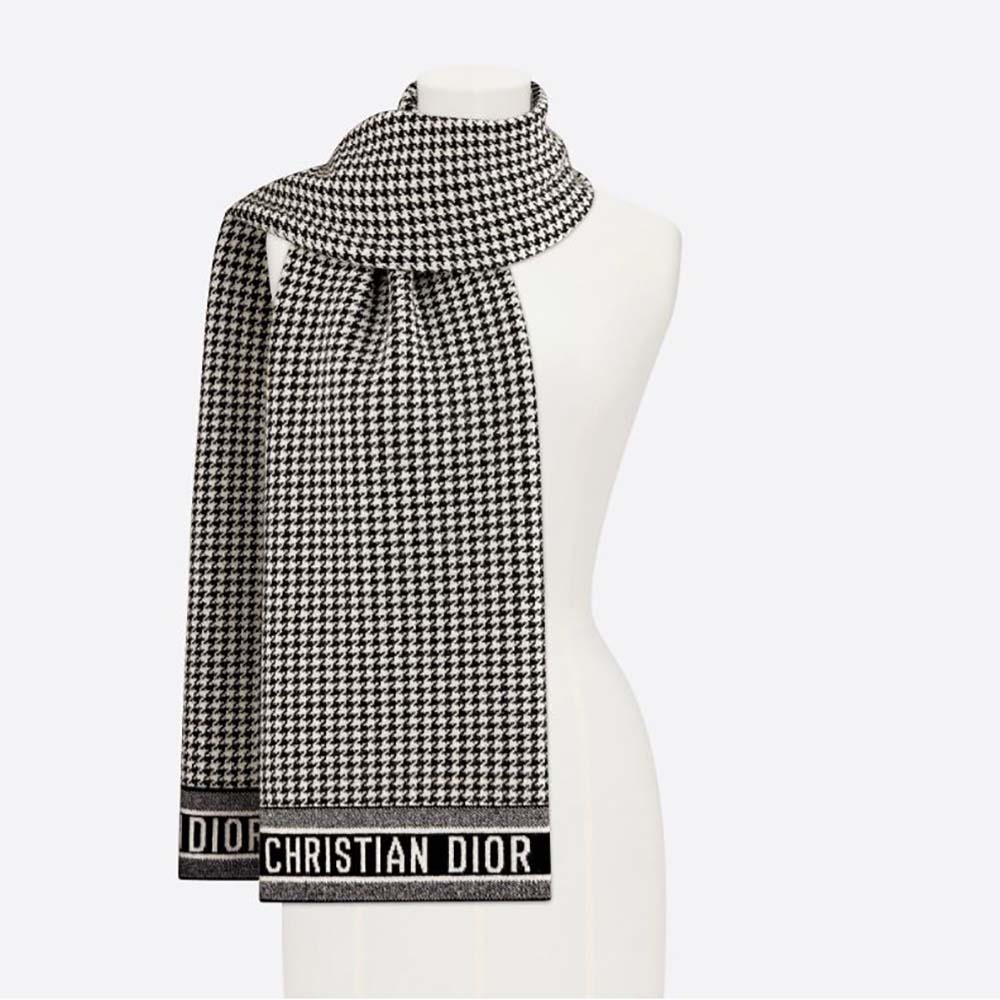 Front view of Dior Women 30 Montaigne Scarf in black and white houndstooth