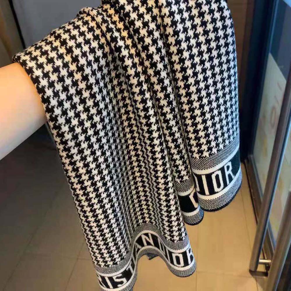Dior Women 30 Montaigne Scarf Black and White Houndstooth Cashmere Blend Knit - image 6