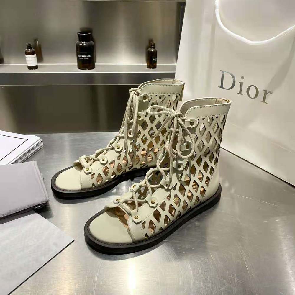 Overhead view of Dior Women D-Trap Sandal’s matte calfskin texture