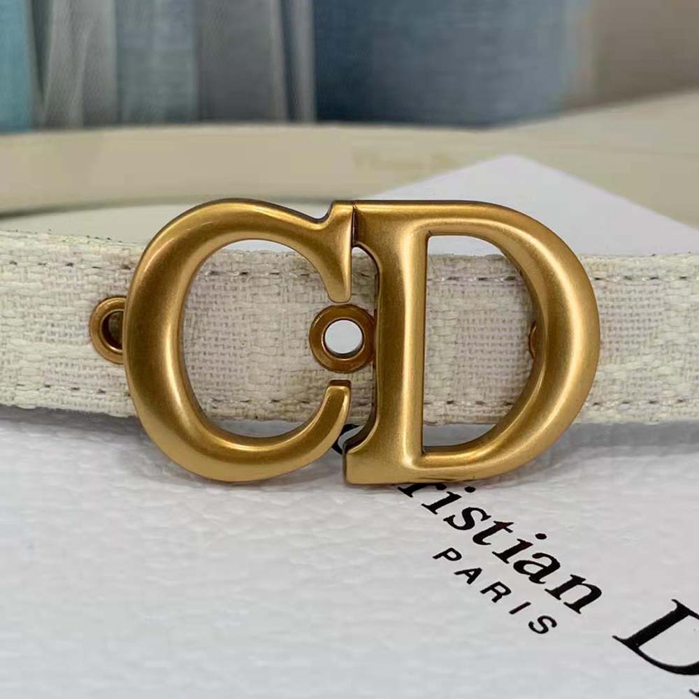Side angle showing adjustable leather strap on Dior Women Saddle Belt