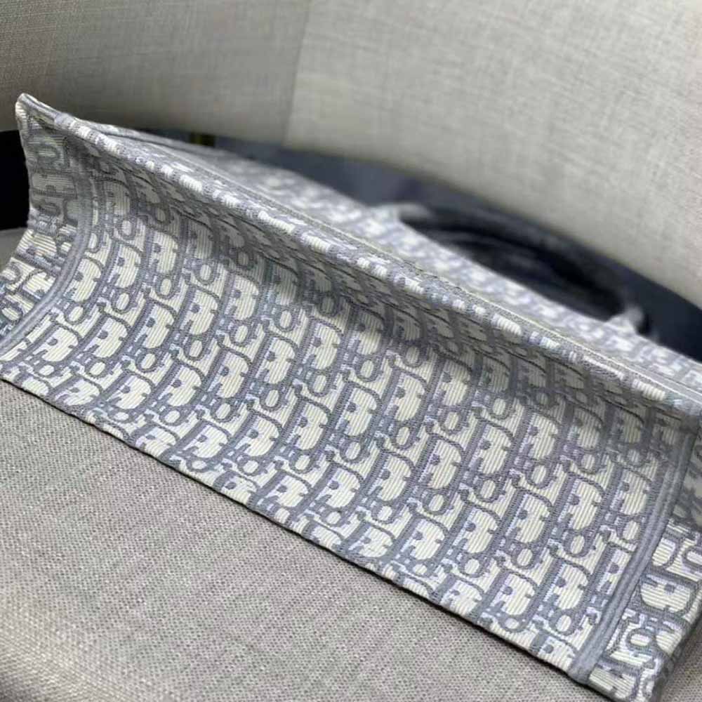 Dior Women Small Dior Bbook Tote-Silver - image 6