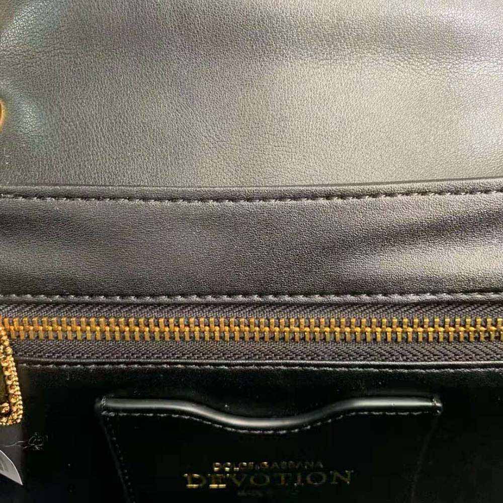 Dolce Gabbana D&G Women Large Devotion Shoulder Bag in Quilted Nappa Leather-Black - image 9