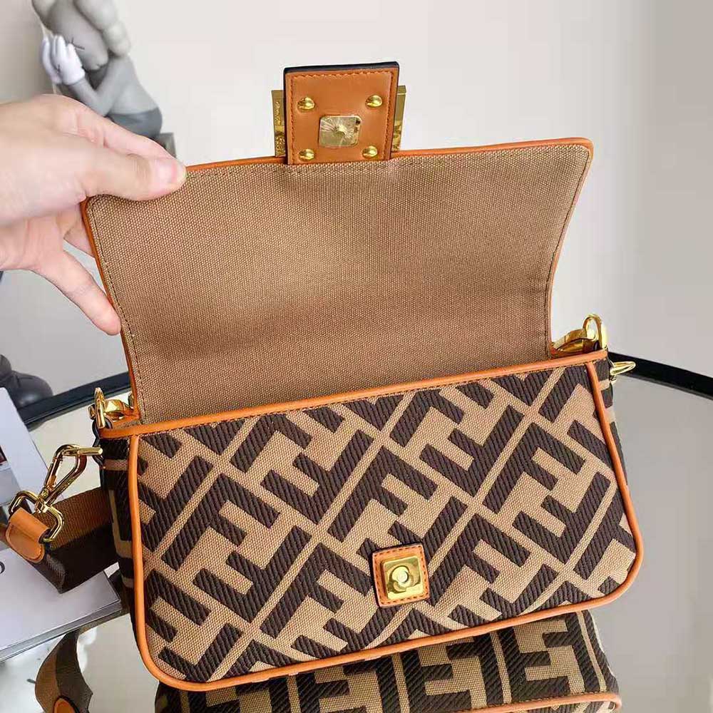 Fendi Women Baguette Green Canvas Bag - image 7
