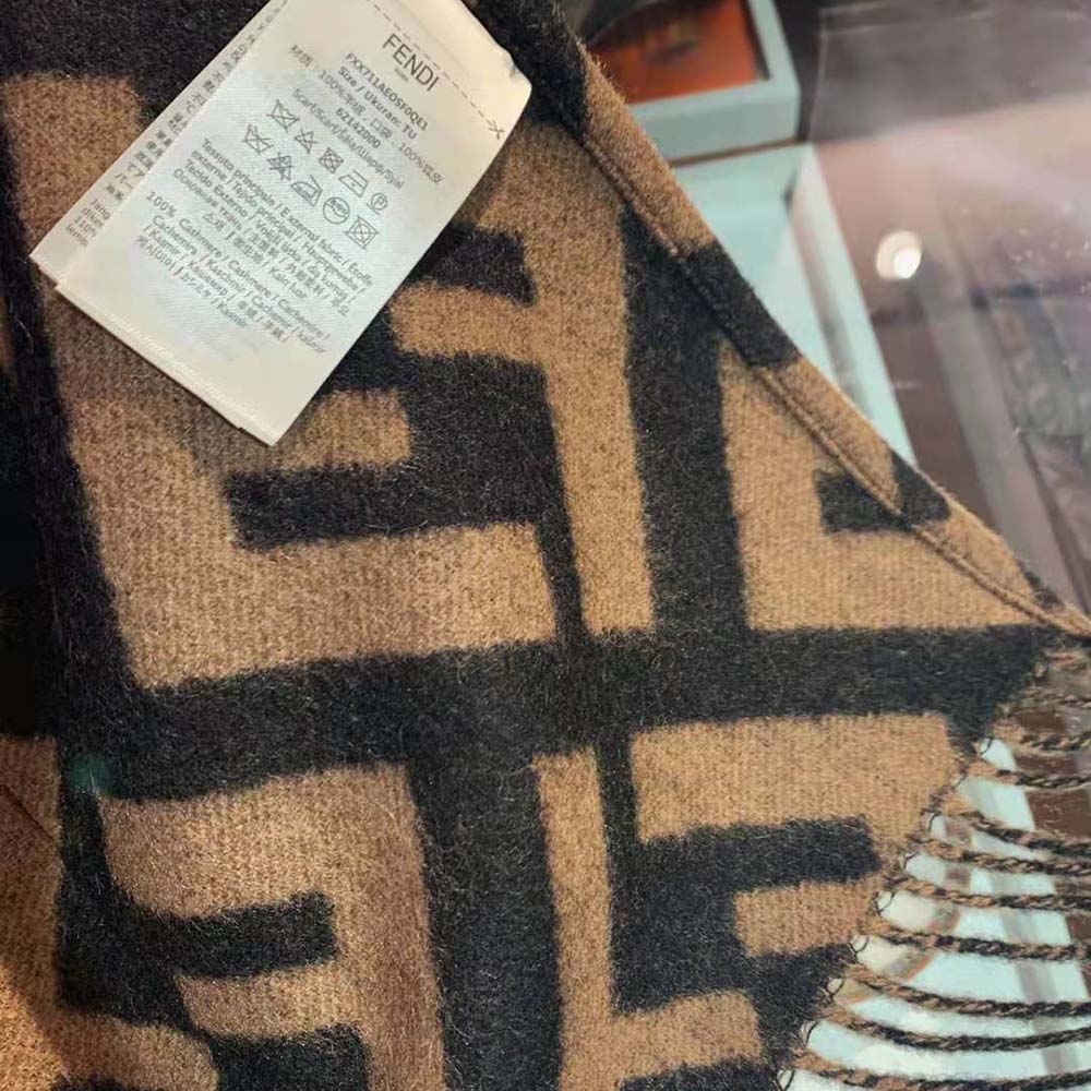 Fendi Women Brown Cashmere Poncho with Hood and Maxi Pockets on the front - image 6