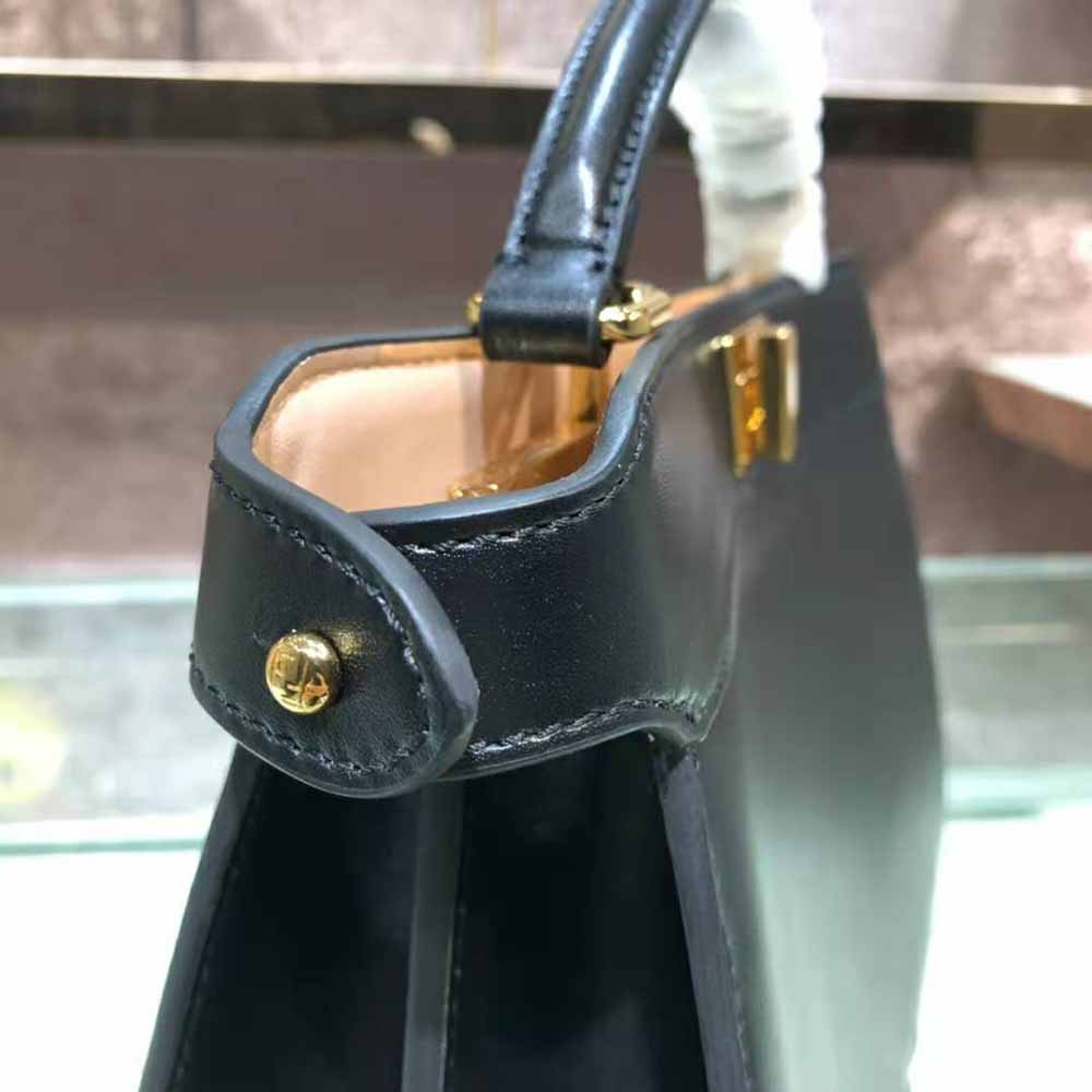 Fendi Women Peekaboo Iseeu East-West Leather Bag-Black - image 6