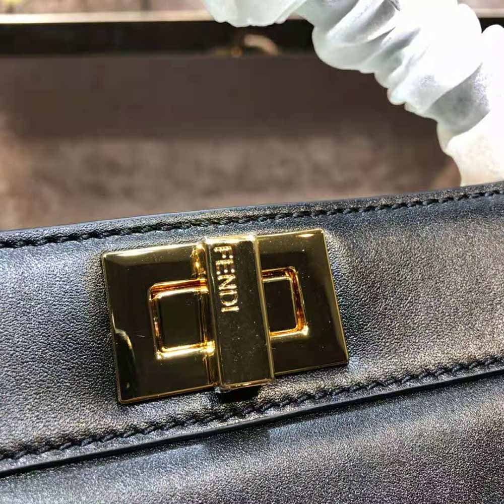 Fendi Women Peekaboo Iseeu East-West Leather Bag-Black - image 10