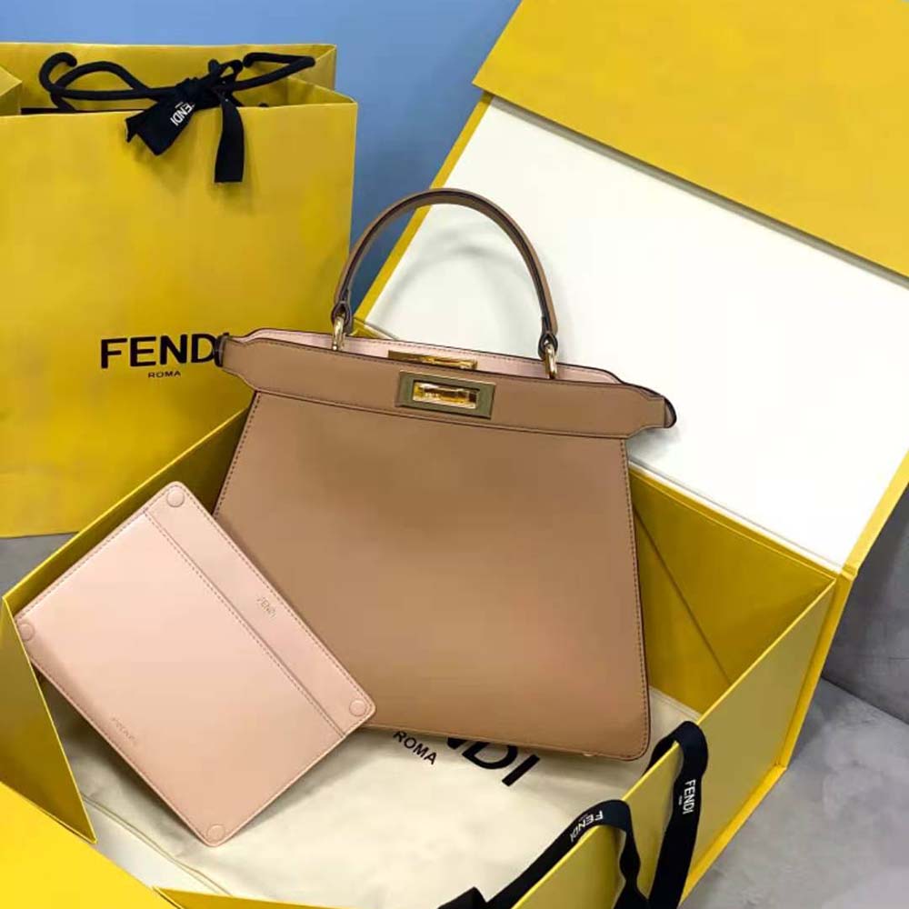 Fendi Women Peekaboo Iseeu Medium Leather Bag-Sandy - image 2