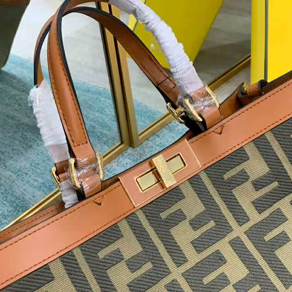 Fendi Women Peekaboo X-Tote Green Canvas Bag - image 10