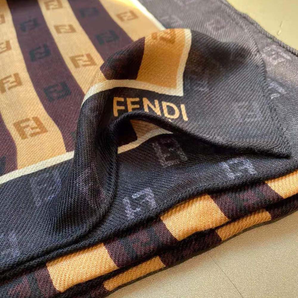 Fendi Women Pequin Foulard Brown Silk Foulard styled knotted on model’s neck