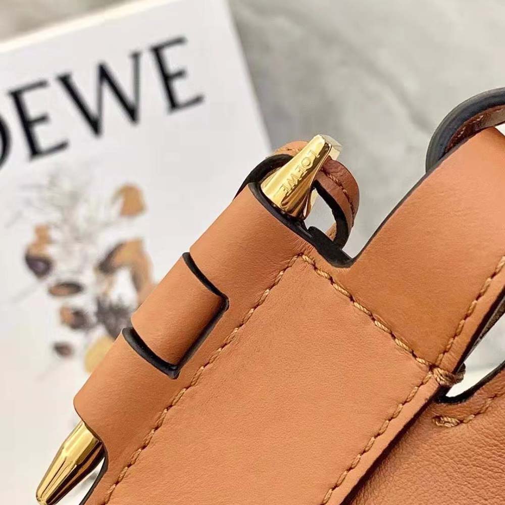 Loewe Women Horseshoe Bag in Nappa Calfskin-Brown - image 7