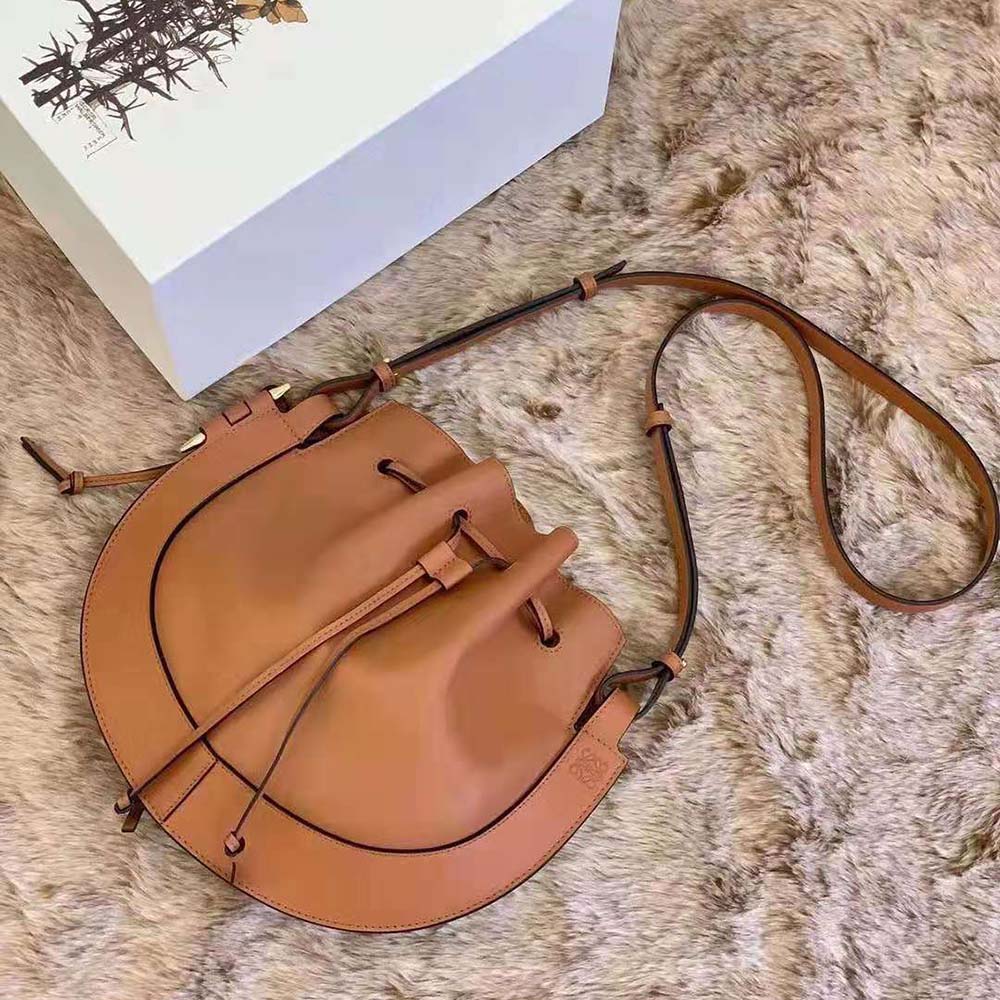 Loewe Women Horseshoe Bag in Nappa Calfskin-Brown - image 4
