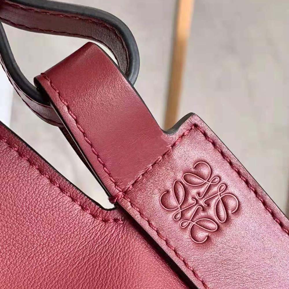 Loewe Women Horseshoe Bag in Nappa Calfskin-Maroon - image 7