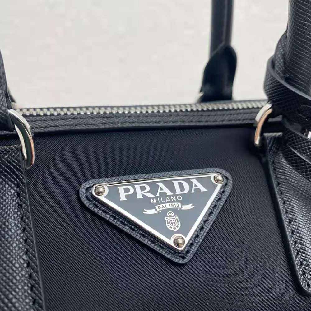 Prada Women Prada Re-Edition 2005 Nylon Bag-Black - image 9