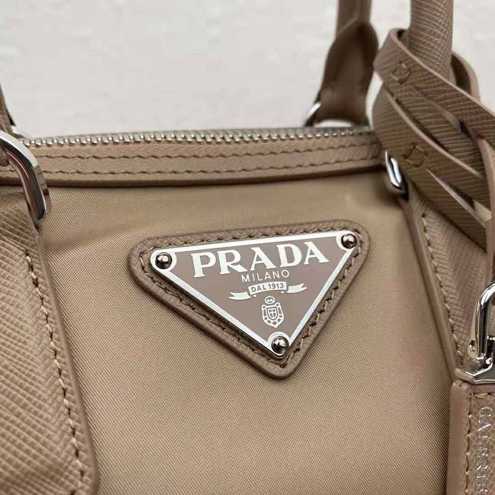Prada Women Prada Re-Edition 2005 Nylon Bag-Sandy - image 9