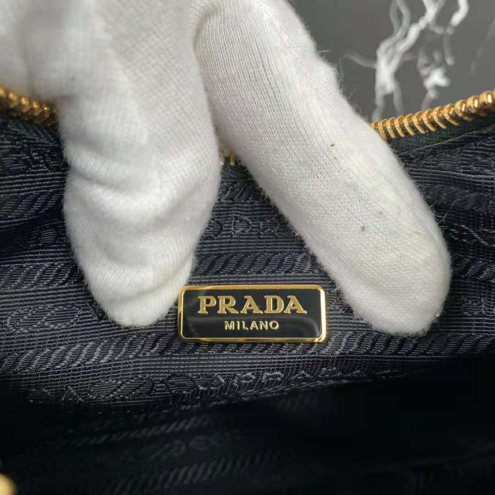 Prada Women Prada Re-Edition 2005 Saffiano Leather Bag-Green - image 10