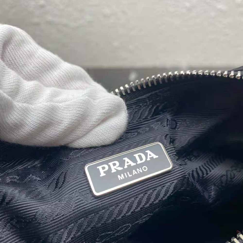 Prada Women Re-Edition 2006 Nylon Bag-Black - image 10