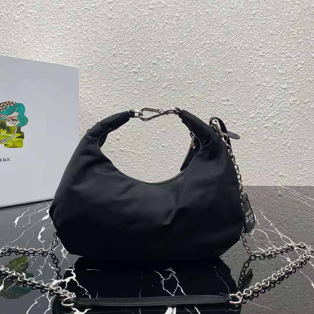 Prada Women Re-Edition 2006 Nylon Bag-Black - image 4