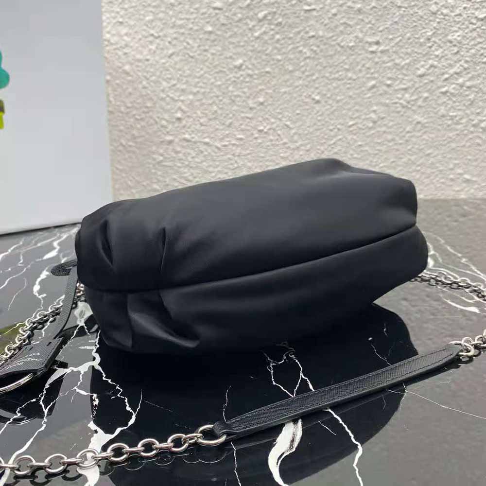 Prada Women Re-Edition 2006 Nylon Bag-Black - image 5