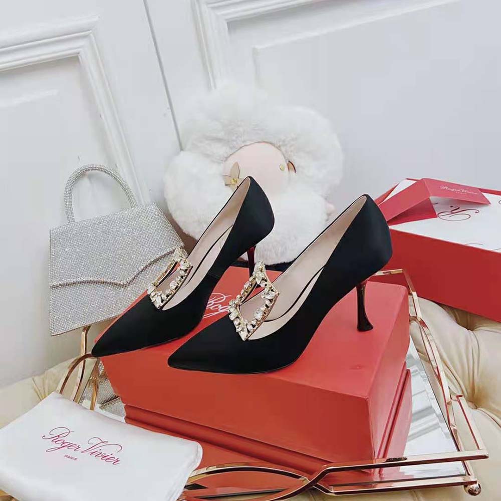 Roger Vivier Women Broche Vivier Buckle Pumps in Satin-10cm Heel - image 5
