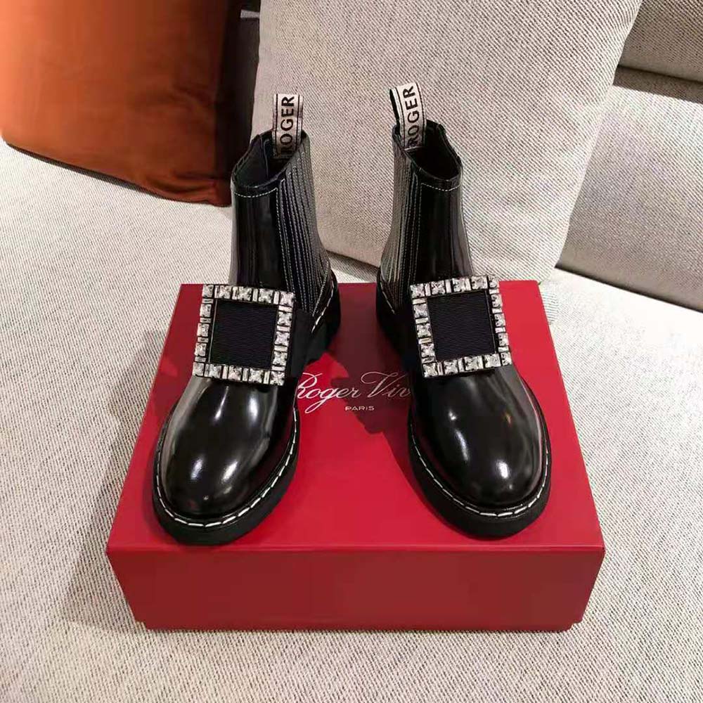Top angle showing stitch detailing on Roger Vivier Women Viv’ Rangers Booties