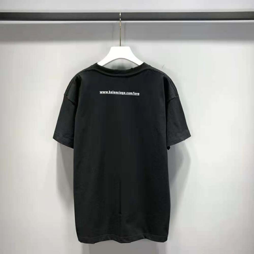 Side angle showing medium fit silhouette of Balenciaga Women I Love U T-shirt black