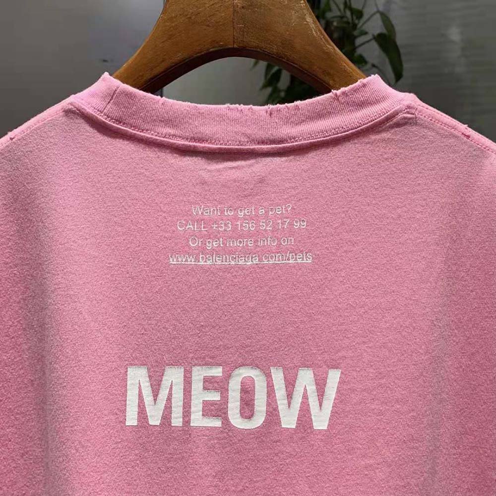 Balenciaga Women I Love Cats XL T-Shirt in Pink - image 9
