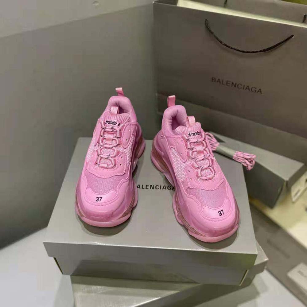 Top-down shot showing double foam layers on Balenciaga Women Triple S Sneaker