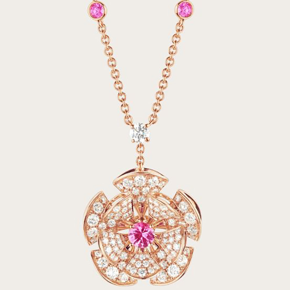 Front view of Bvlgari Women Divas Dream Necklace in 18 Kt rose gold