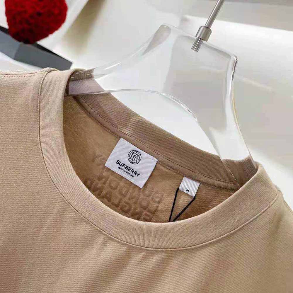 Burberry Women Love Print Cotton Oversized T-shirt - image 9