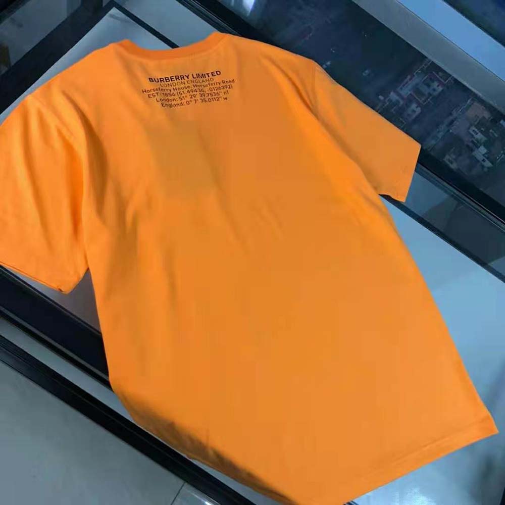 Side view showing oversized fit of Burberry Men Shark Graphic Cotton T-shirt