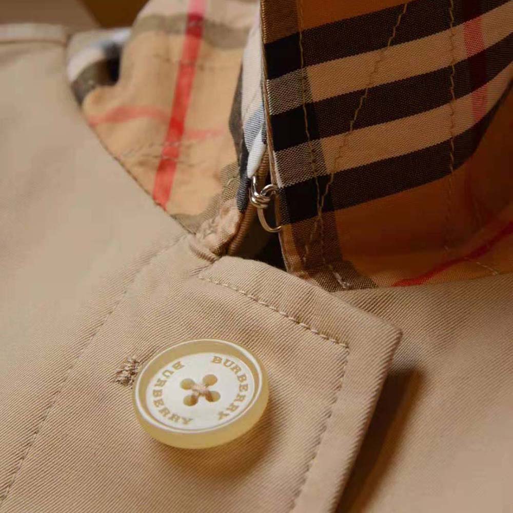 Burberry Women The Camden Car Coat - image 6