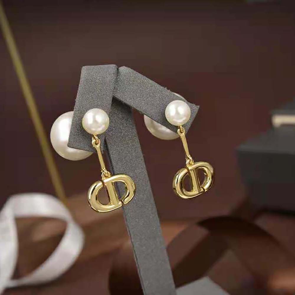 Dior Women 30 Montaigne Earrings Gold-Finish Metal and White Resin Pearls - image 6