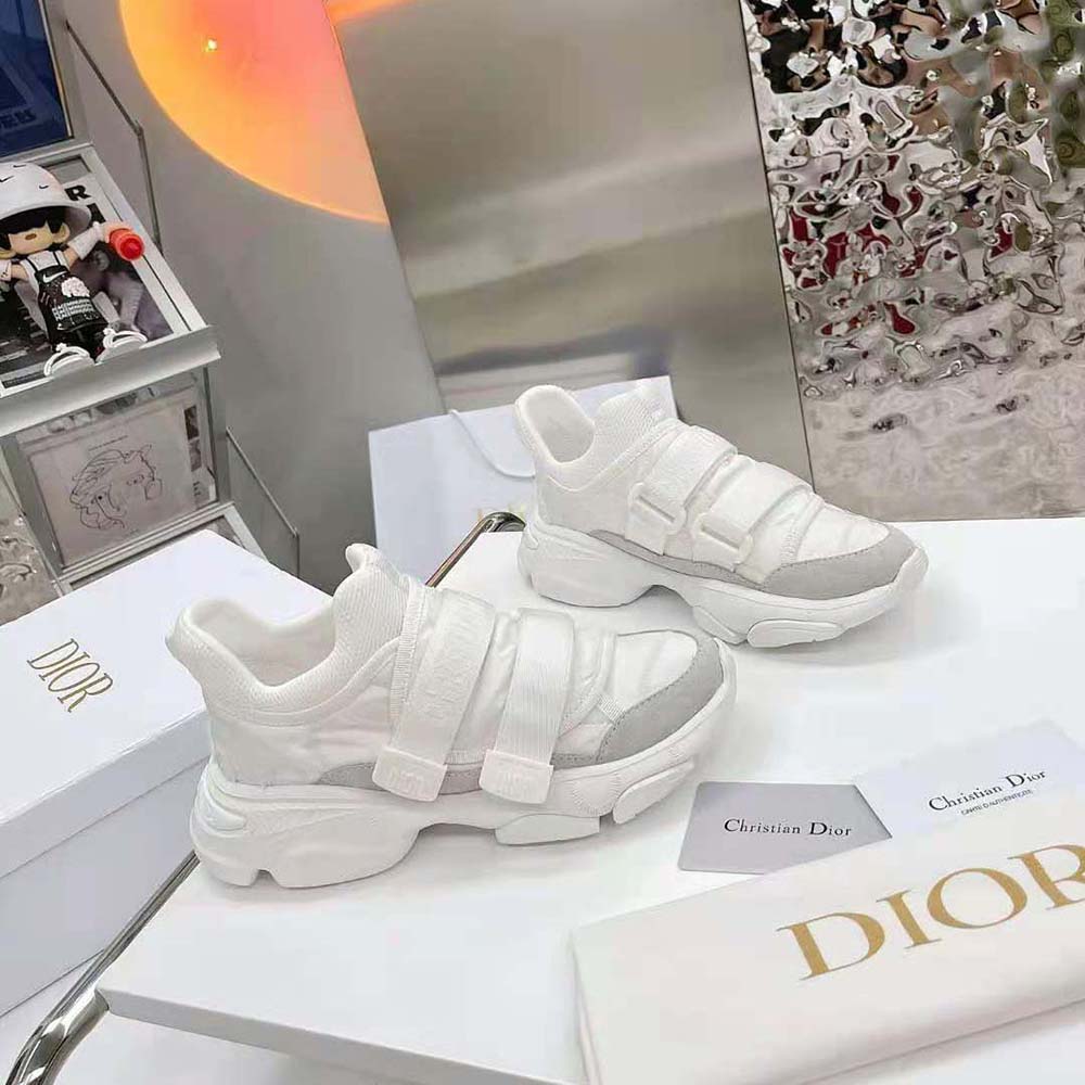 Rear angle showing heel detail of Dior Women D-Wander Sneaker