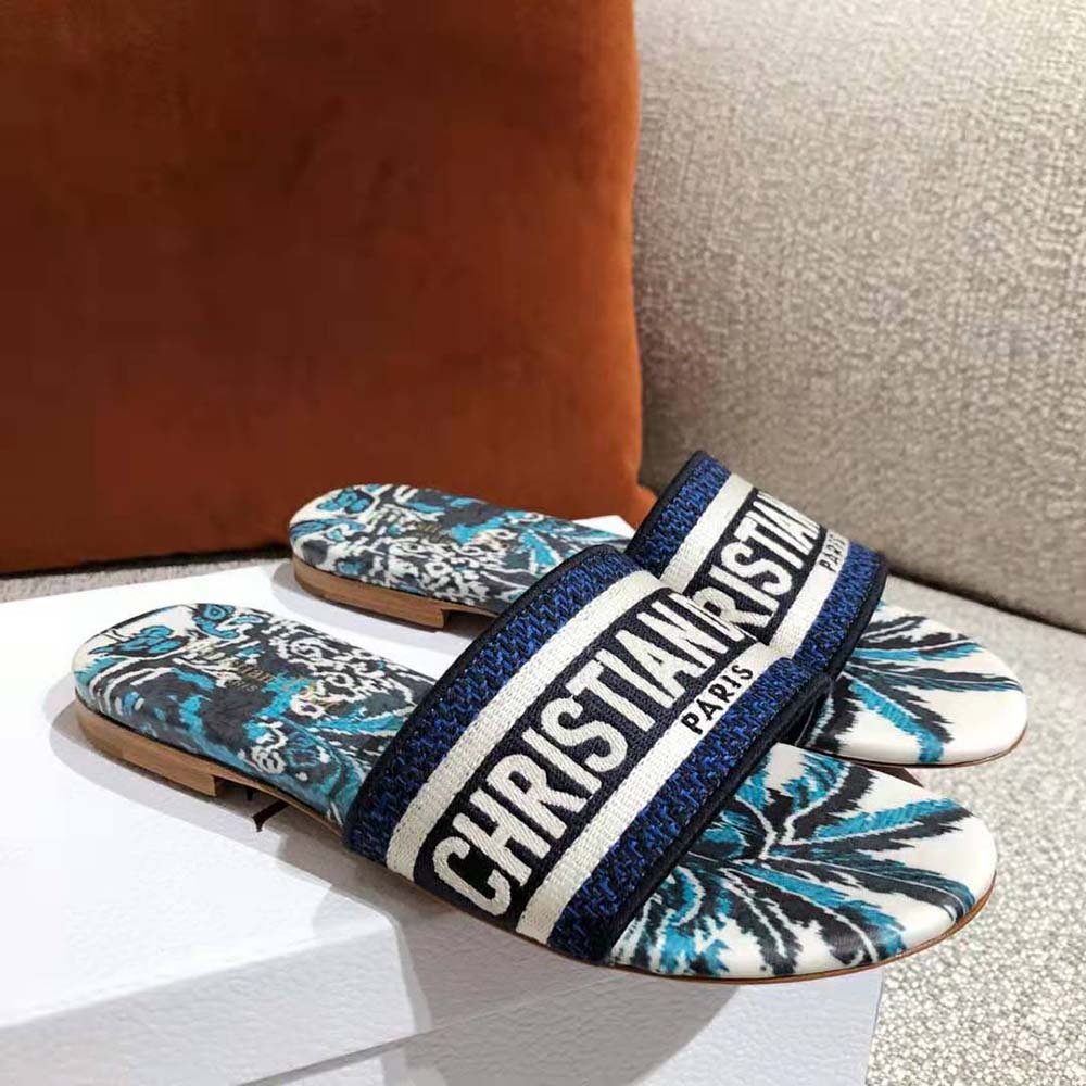 Top view showing open-toe silhouette of Dior Women Dway Slide sandal