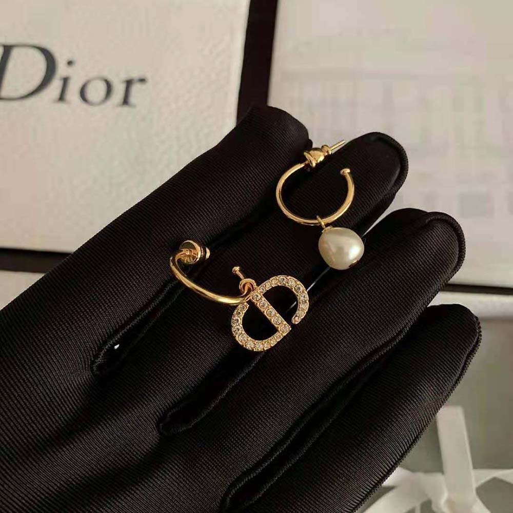 Dior Women Petit CD Earrings White Crystals with a White Resin Pearl - image 6