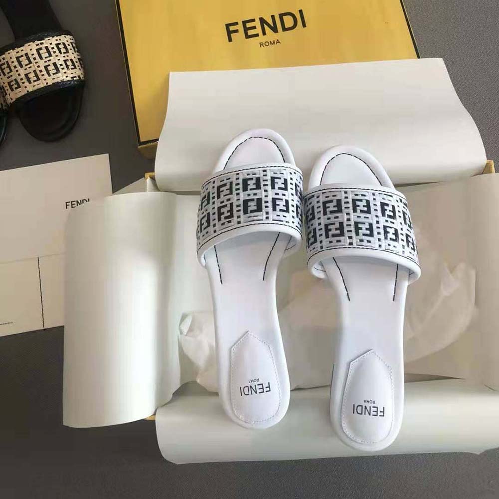 Fendi Women FF Interlace Slides White Leather Slides - image 5