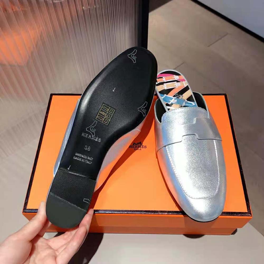 Hermes Women Catena Mule Mule in Supple Goatskin-Silver - image 7